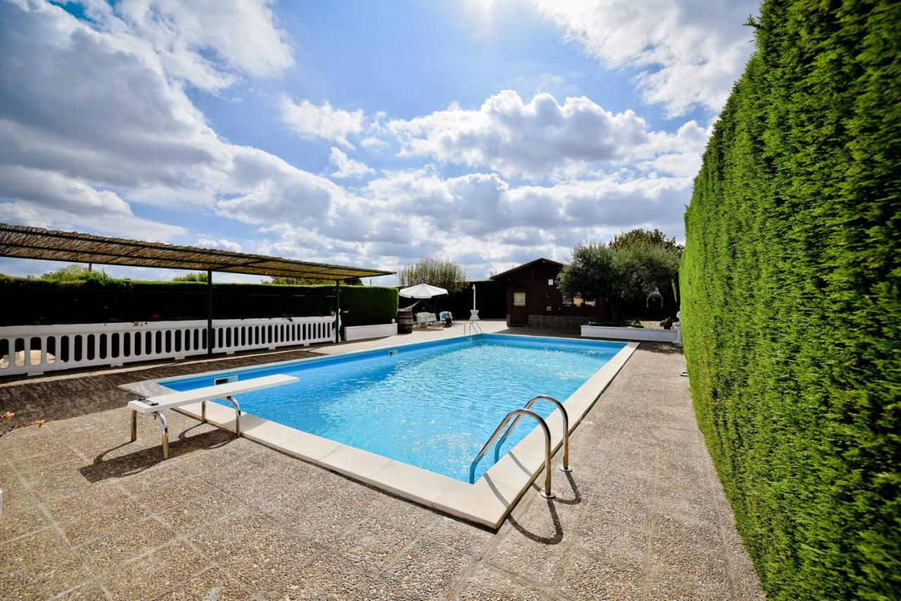 I Cinque Trulli With Swimming Pool Villa Martina Franca Dış mekan fotoğraf